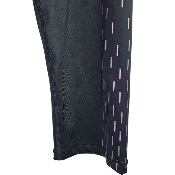 Nike Pro Capri Dri-fit One Legend Legging Black, AJ4264-010, Sz L - Picture 5 of 7